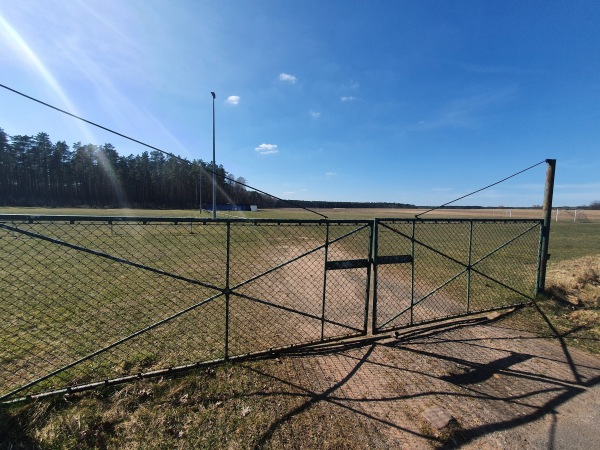 Sportplatz Pastorberg - Feldberger Seenlandschaft-Triepkendorf