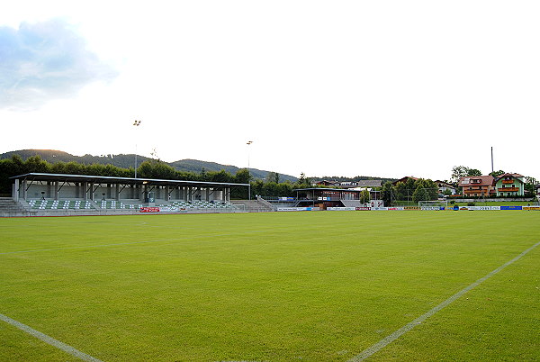 Hans-Ludwig-Stadion - Wals