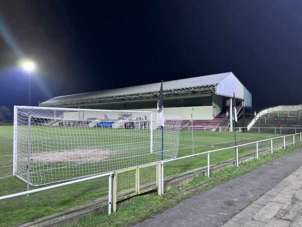 Stade de la Neuville - Charleroi (Montignies-sur-Sambre)
