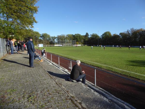 Waldsportplatz - Helmstadt