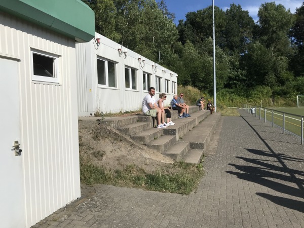 Ursapharm-Arena an der Kaiserlinde Nebenplatz - Spiesen-Elversberg