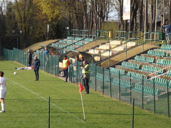 Stadion GOSiR w Komornikach - Komorniki