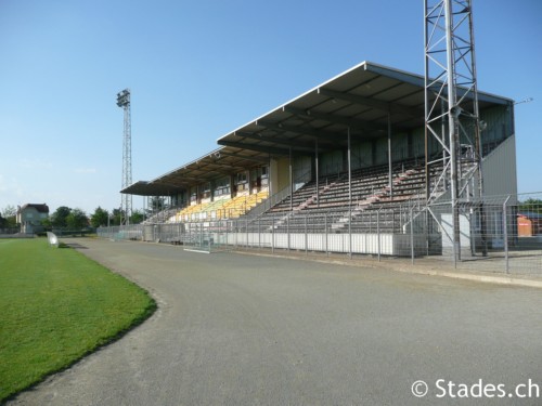 Stade de la Montée Rouge - Châtellerault