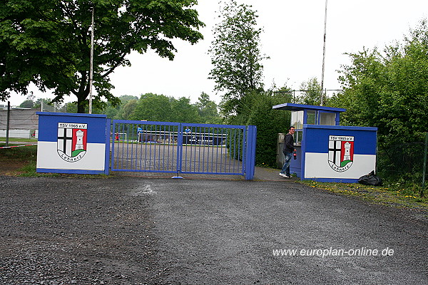 Stadion Richard-Müller-Straße - Fulda-Lehnerz