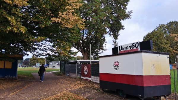 Bezirkssportanlage Rollsport-Stadion Platz 21 - Bremen-Östliche Vorstadt