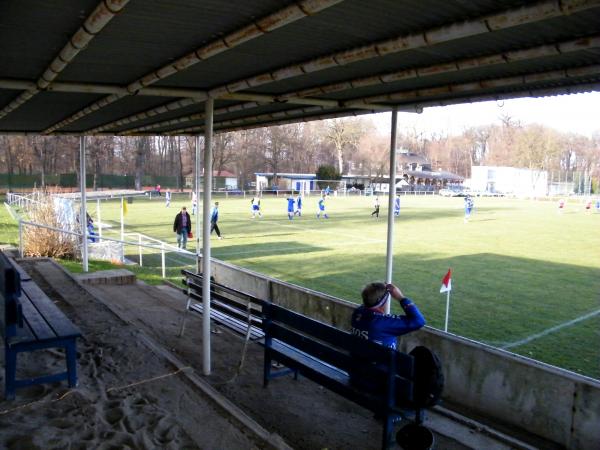 Sportplatz An der Möncherei - Markkleeberg