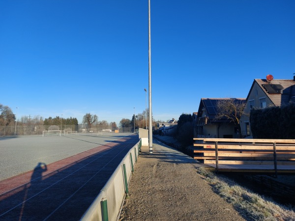 Sportanlage am Volksfestplatz - Isen