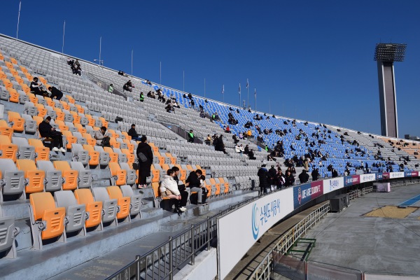 Suwon Stadium - Suwon