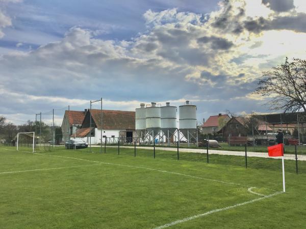 Boisko w Kłębanowicach - Kłębanowice