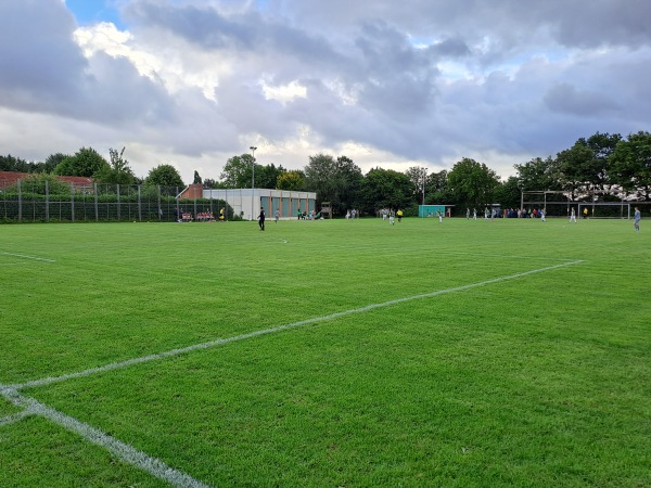 Sportanlage an der Schule B-Platz - Osdorf