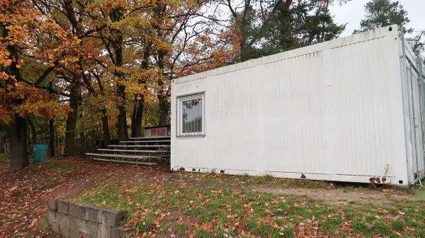 Sportpark Valznerweiher Platz 2 - Nürnberg-Zerzabelshof
