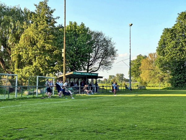 Sportanlage Gänsepark - Erwitte-Stirpe