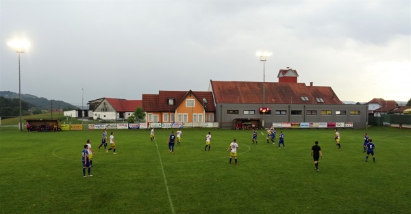 Theresienblickstadion - Gleinstätten