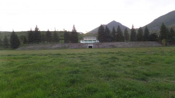 Atskuris Tsentraluri Stadioni - Atskuri