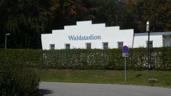 Waldstadion - Neukloster