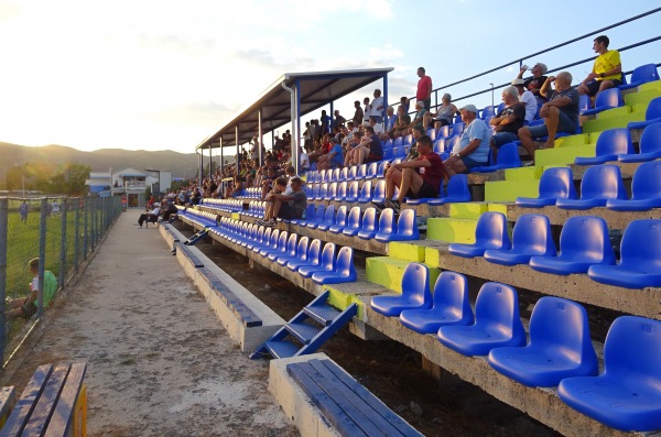 Gradski Stadion Jadranovo - Ploče
