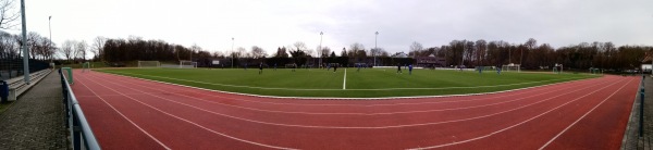 Sportplatz Dieter-Forte-Gesamtschule - Düsseldorf-Eller