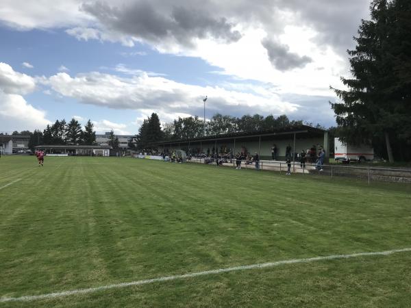 Kohlfahrtstadion - Karlsdorf-Neuthard