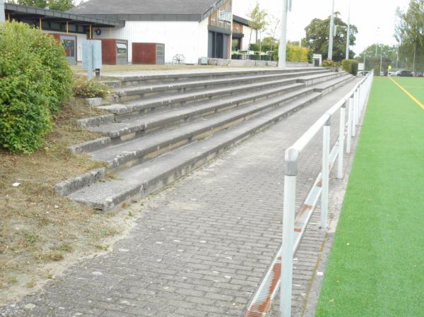 Sportanlage Tennwengert Platz 2 - Fellbach-Oeffingen