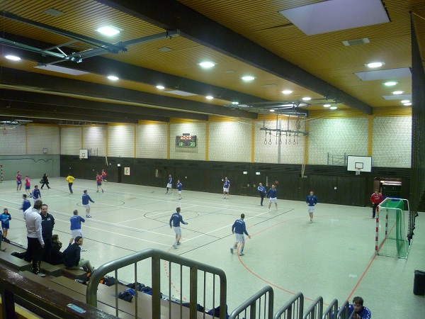 Sporthalle Westender Straße - Duisburg-Meiderich