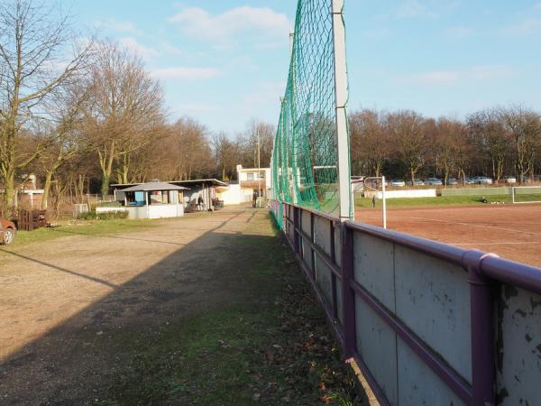 Revierparkstadion am Mattlerbusch - Duisburg-Röttgersbach