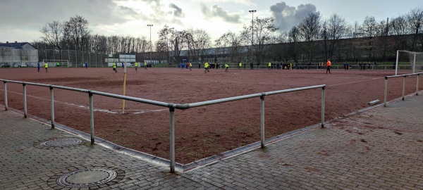 Hennes-Jeschke-Sportanlage Platz 2 - Duisburg-Marxloh