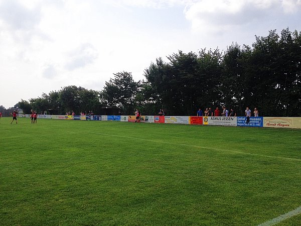 Arno Ohlsen Stadion  - Enge-Sande