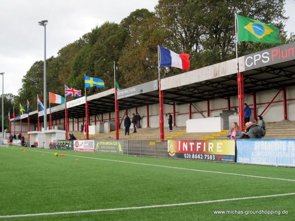 War Memorial Sports Ground - Sutton, Carshalton