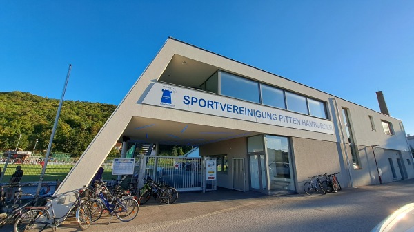 Sportplatz Pitten - Pitten