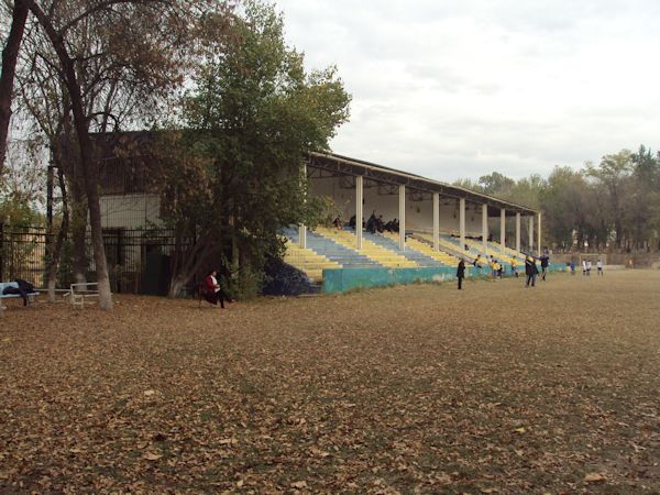 Paxtakor Markaziy Stadion zapasnoe pole - Toshkent (Tashkent)