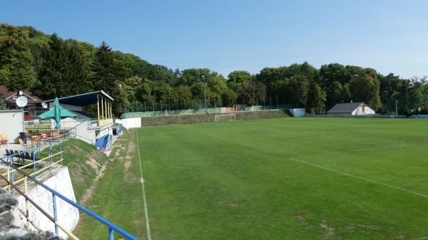 Futbalový štadión OŠK Smolenice - Smolenice