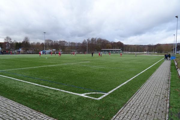 Stadion Im Weiher Nebenplatz - Flieden
