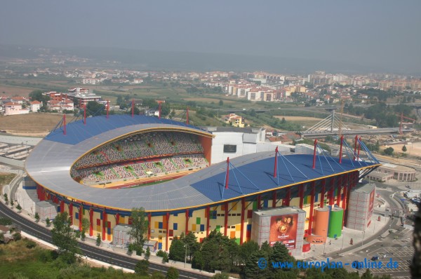 Estádio Dr. Magalhães Pessoa - Leiria