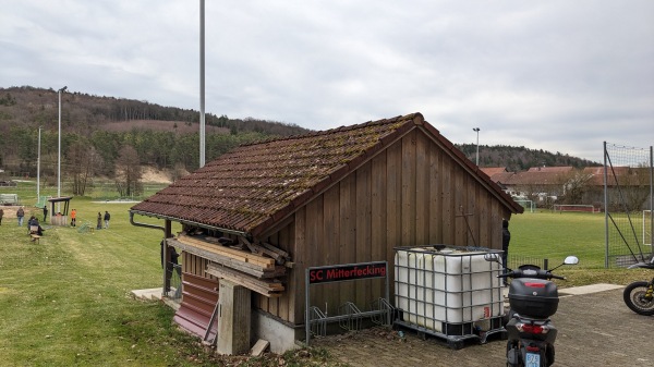 Sportplatz am Feckinger Bach - Saal/Donau-Mitterfecking