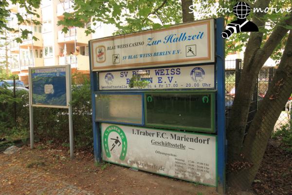 Sportplatz Rathausstraße - Berlin-Tempelhof