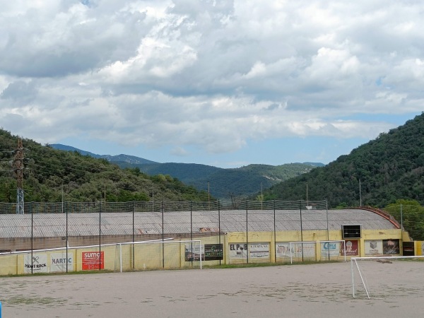 Camp de Fútbol Municipal de Castellfollit de la Roca - Castellfollit de la Roca, CT