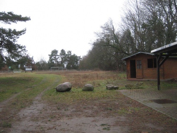 Sportplatz Am Weinberg - Wolmirstedt-Farsleben