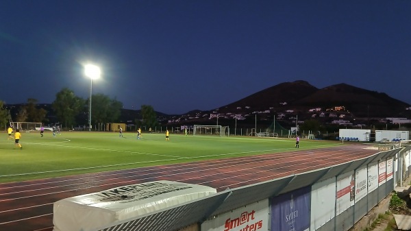 Dimotiko Stadio Parou - Parikia