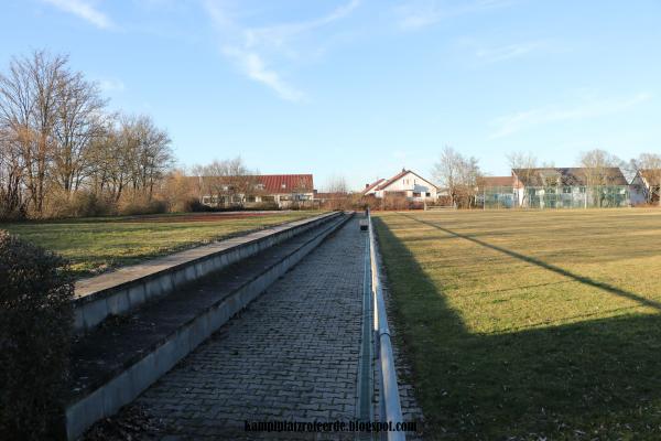 Sportplatz an der Gemeindehalle - Schwaikheim