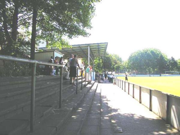 Bezirkssportanlage Warbruckstraße I / MTV-Stadion - Duisburg-Marxloh