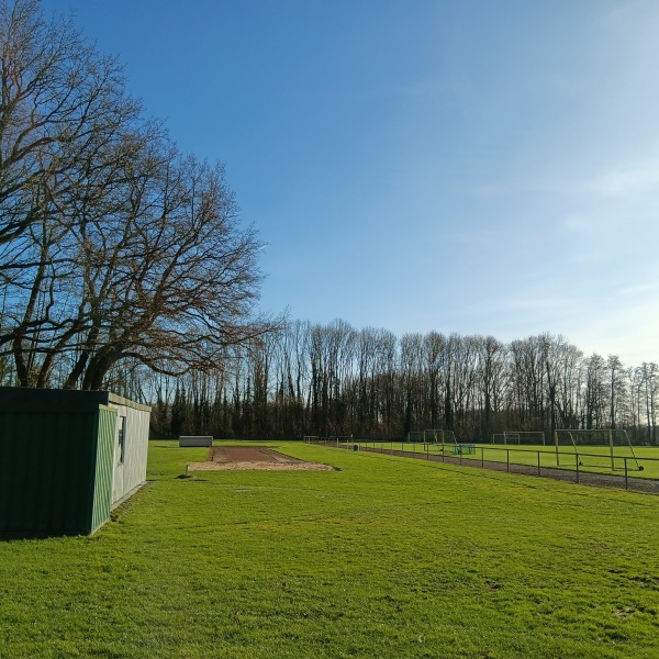 Bezirkssportanlage Hölschen Dyk - Krefeld-Hüls