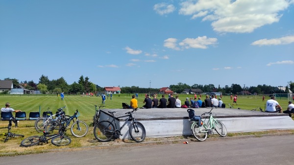 Boisko w Zbytowach - Zbytowa
