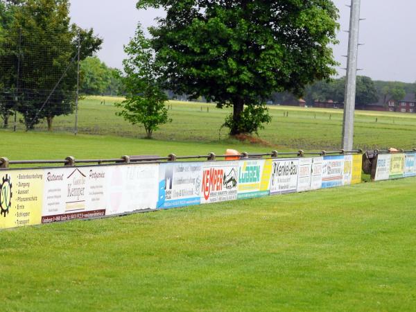 Sportanlage an der Schule - Garrel-Falkenberg