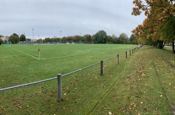 Bezirkssportanlage Aubinger Straße - München-Pasing