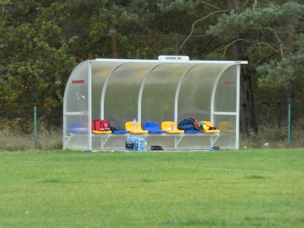 Boisko w Brzeźnicy - Brzeźnica