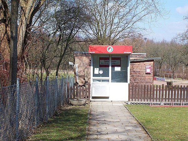 Bezirkssportanlage Brüder-Grimm-Ring - Lübeck-Moisling