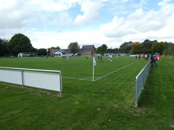 Sportanlage Gänsepark Platz 2 - Erwitte-Stirpe