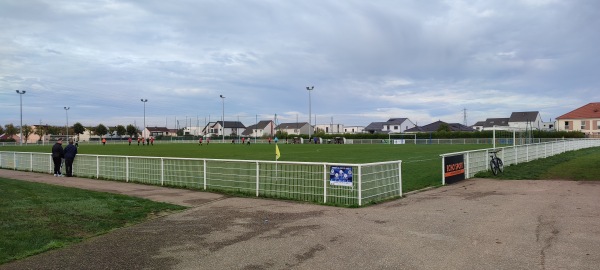 Stade Les Merlettes - Bousse