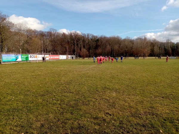 Sportanlage am Schloßpark Platz 2 - Petersberg/Saalekreis-Ostrau