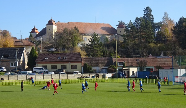 Fotbalové hřiště Ždánice - Ždánice